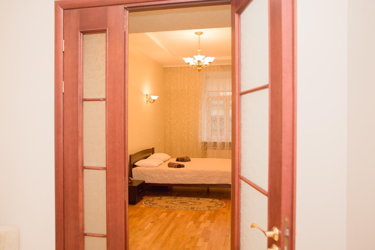 利沃夫Dorosh Apartamet公寓 外观 照片